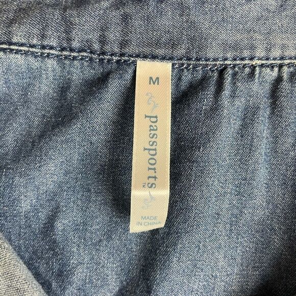 NWT Passports Denim Half Button Down Top Size M - Picture 7 of 8